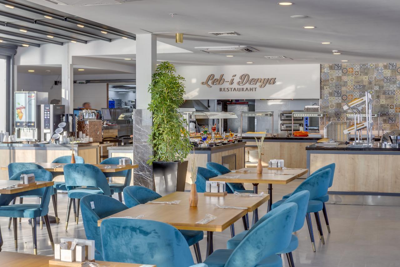 Signature Blue Resort Κουσάντασι Εξωτερικό φωτογραφία